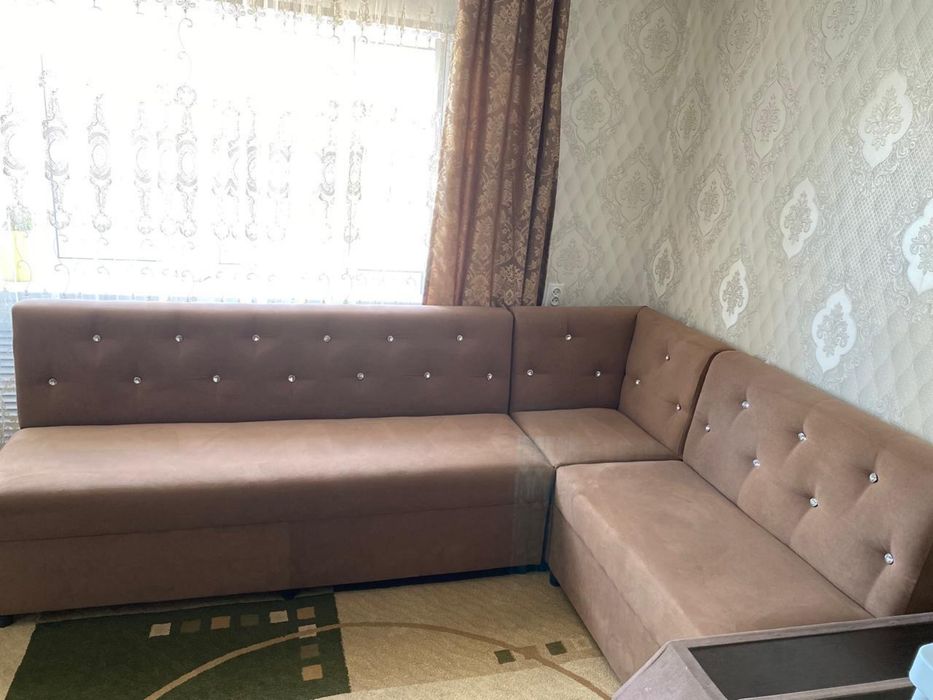 Б/у диван угловой