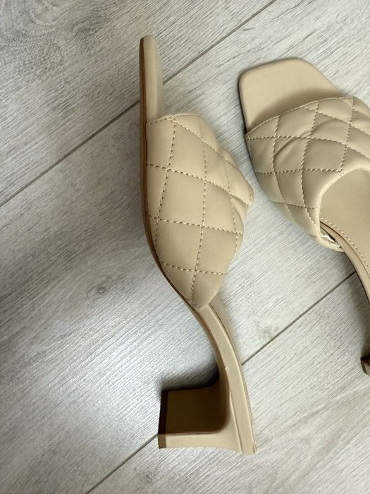 Босоножки на лето