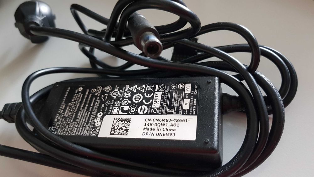 Зарядно за лаптоп – Dell 65W