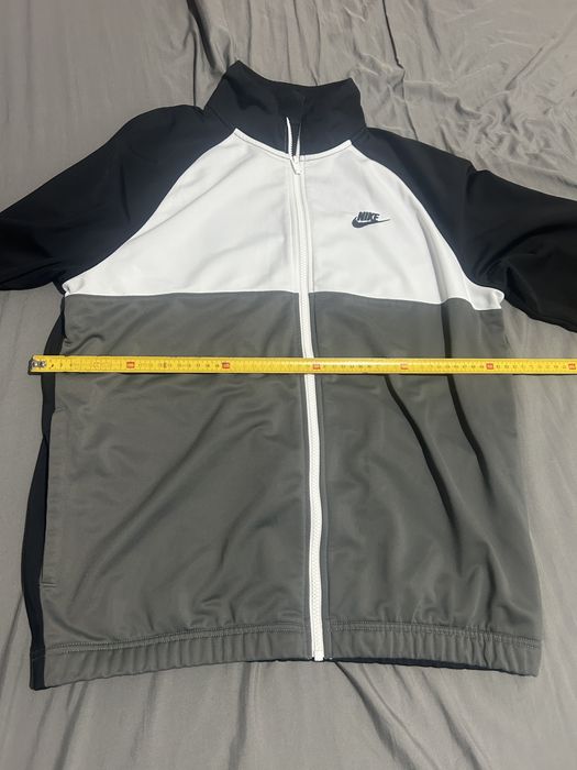 Bluză Nike, mărimea M