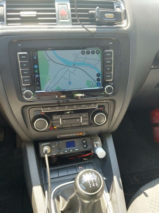 VOLKSWAGEN Jetta 2011 — imagine 5
