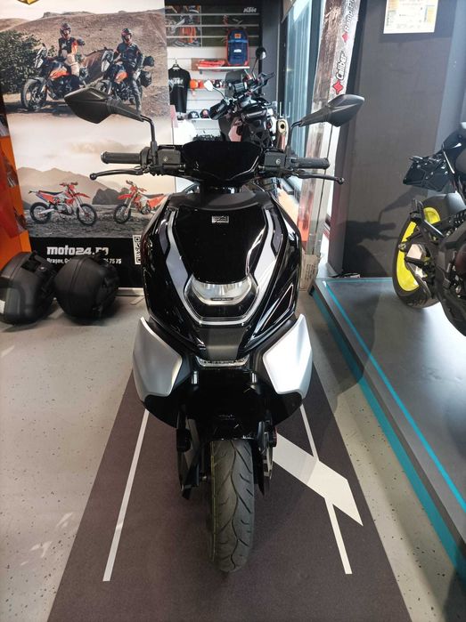 CFMOTO ZEEHO AE8S+ ’23 ( DEMO ) Electric