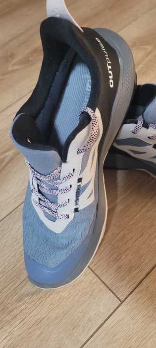 Salomon Out Pulse