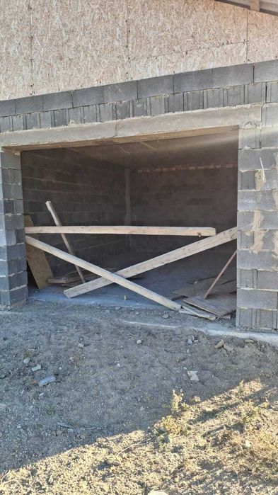 Продам участок с времянкой