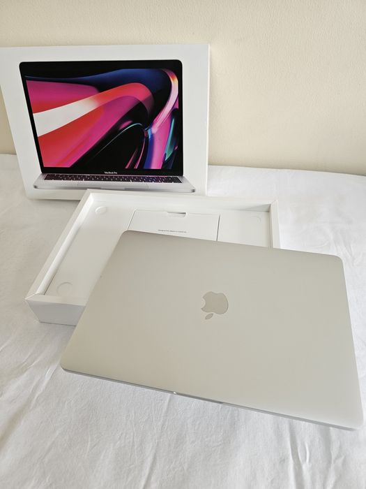 Macbook Pro M2 8/256GB