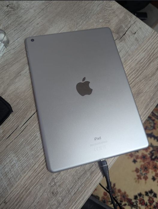 IPad 8 поколения 32gb планшет