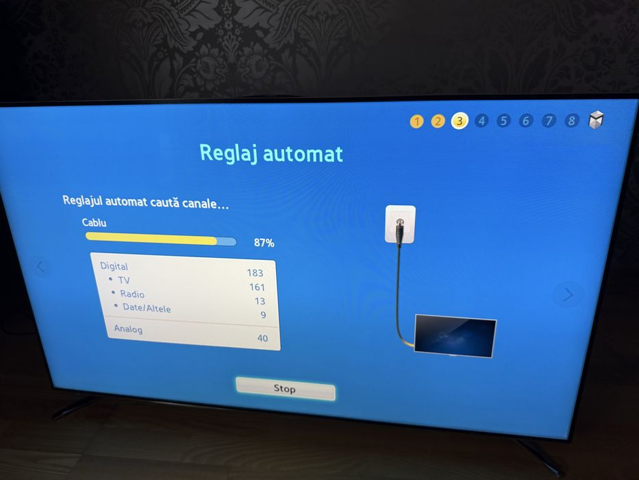 Televizor Smart Samsung 46”(117 cm) Full HD și 3D model UE46F8000