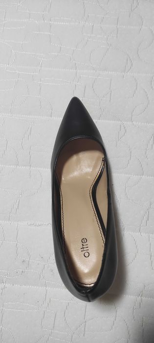 Дамски черни обувки