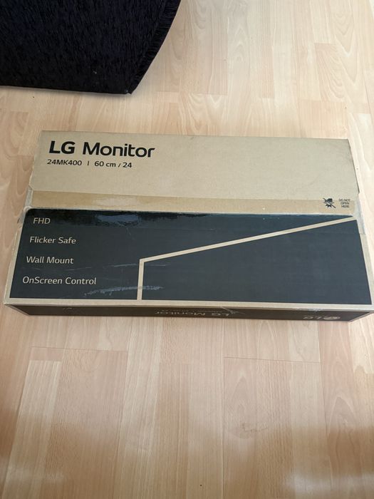 Монитор LG 24 инча