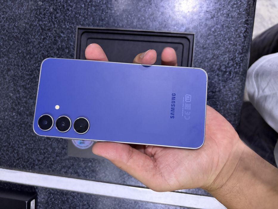 samsung s25 fe pamit 8.128g holati ideal karopka dak bor kamplekt