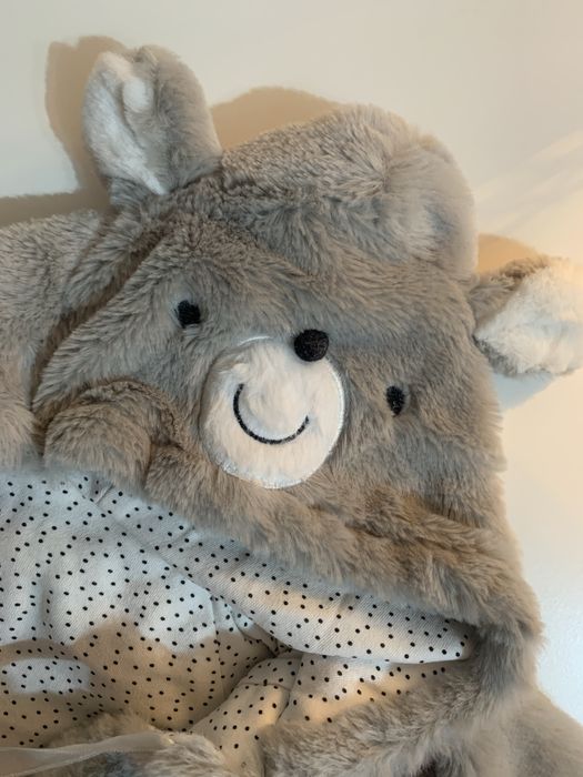 Бебешко палтенце с космест ефект и качулка мече