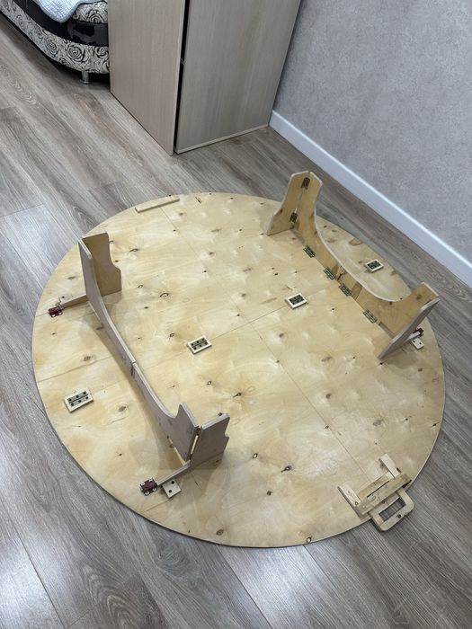 Стол.Дөңгелек қазақы дастархан столы (жер үстел)