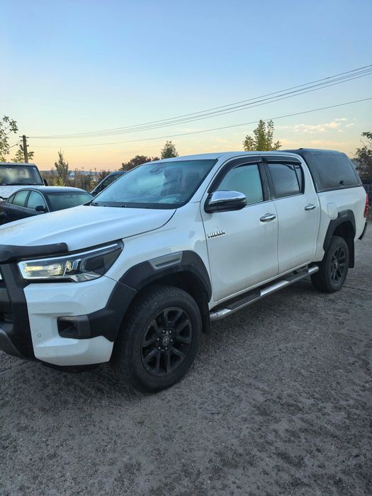 TOYOTA Hilux 2021 — imagine 2