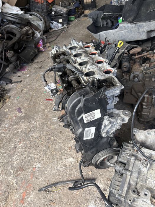 Volvo v50 2.0hdi 136кс Двигател