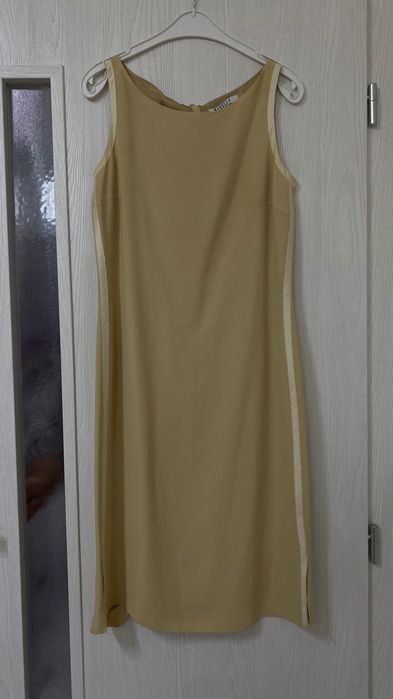 Лятна рокля до/над колената