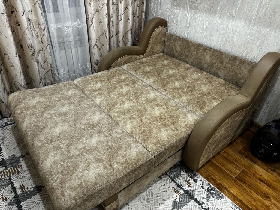 Продаю диван в отлично состоянии