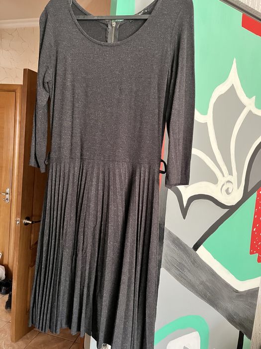 Платья женские 42-44 р