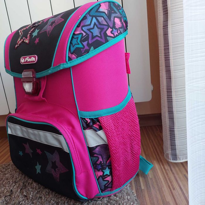 Раница за училище