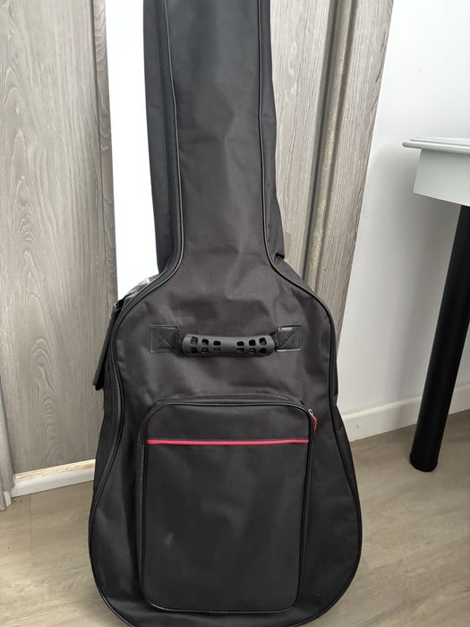 Chitara acustica de vanzare!! 400 de lei!!