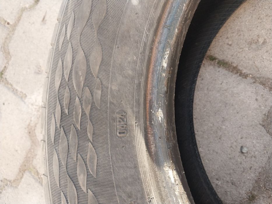 2 шины Cordiant 215 65 R16.