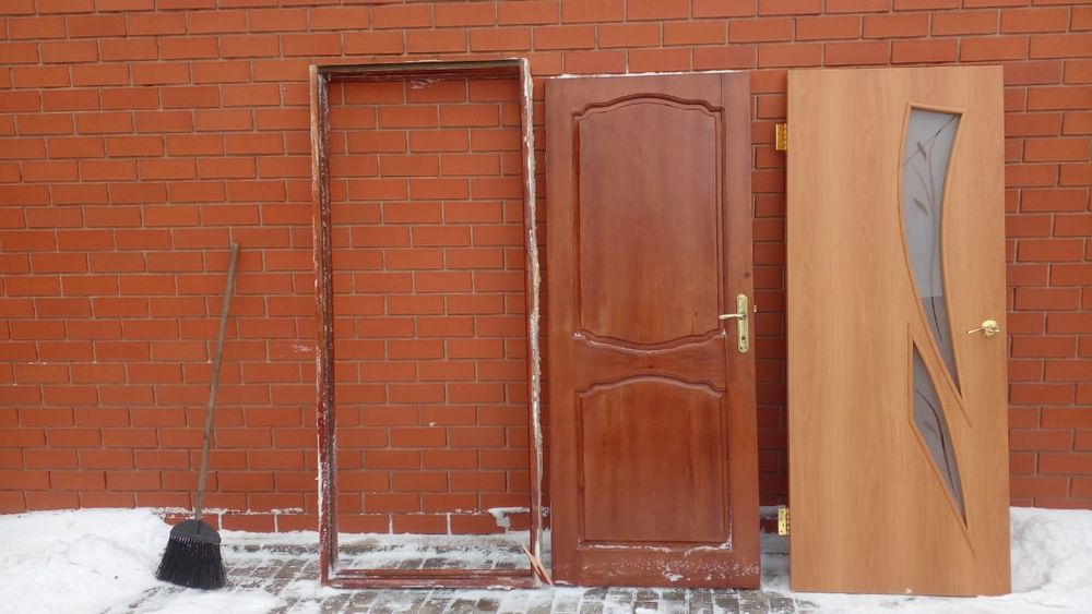 Межкомнатные двери продам.