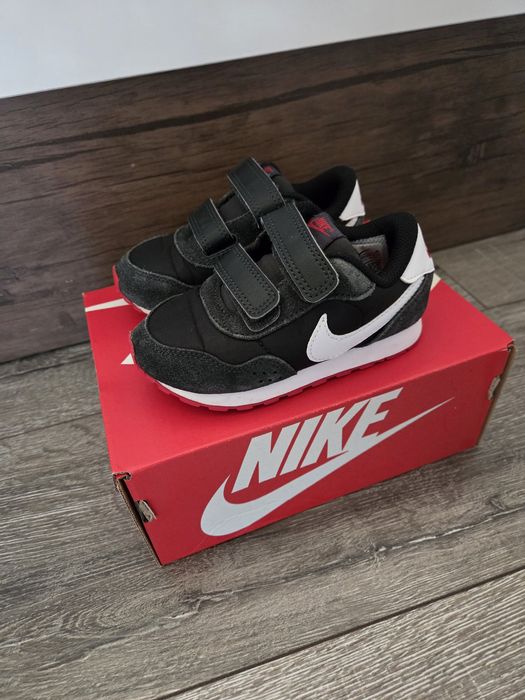 Маратонки Nike 23.5 номер