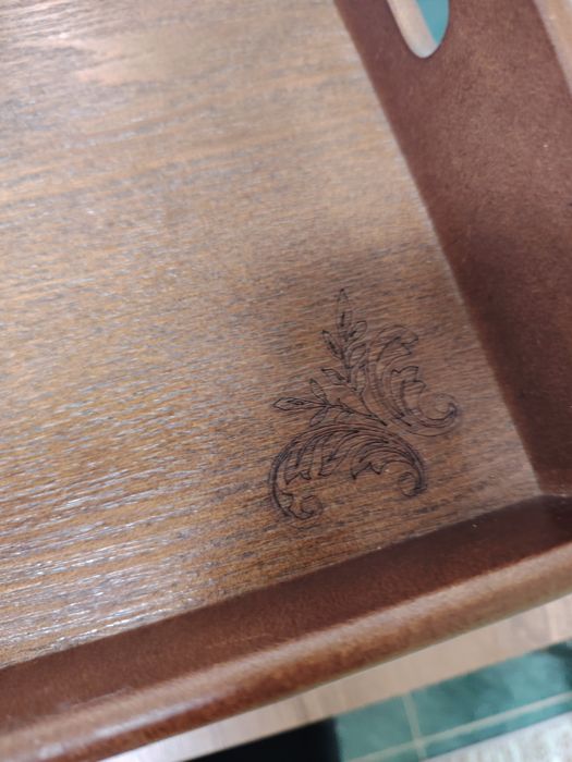 Măsuța de servit masa in pat