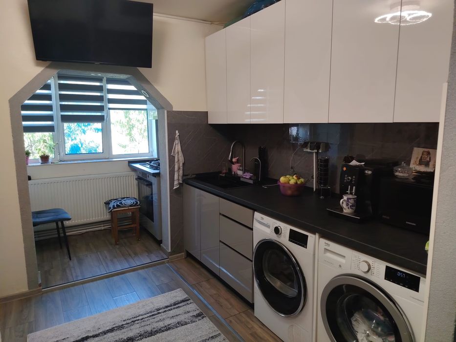 Vând apartament cu 2 camere