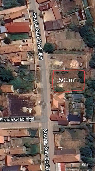 Vând grădină împrejmuită