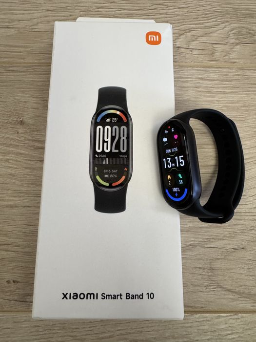 Нова с гаранция Гривна Xiaomi Smart Band 10, черен цвят