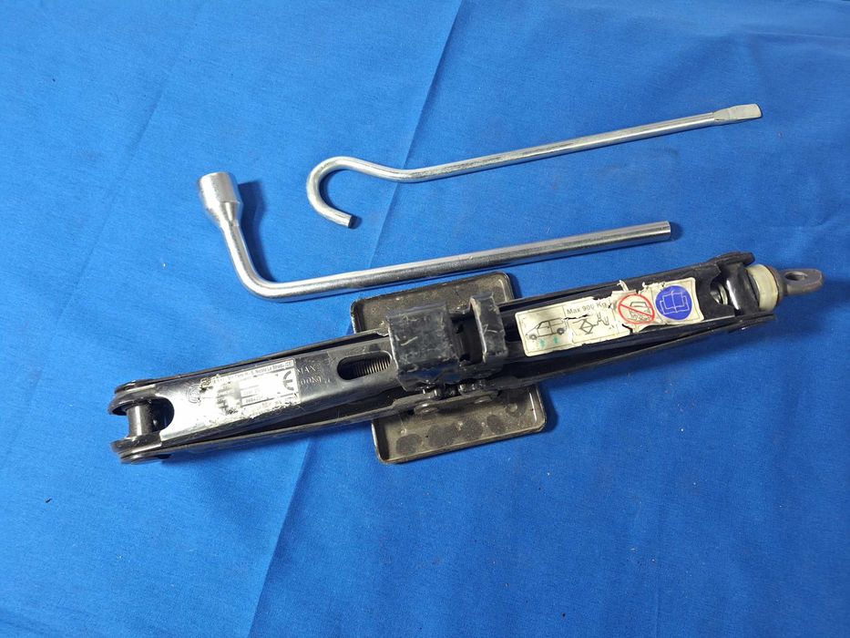 CRIC AUTO - Oem Fiat Alfa Romeo 156 Stilo