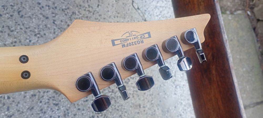 Ibanez RG 320 FM Transparent Lavender