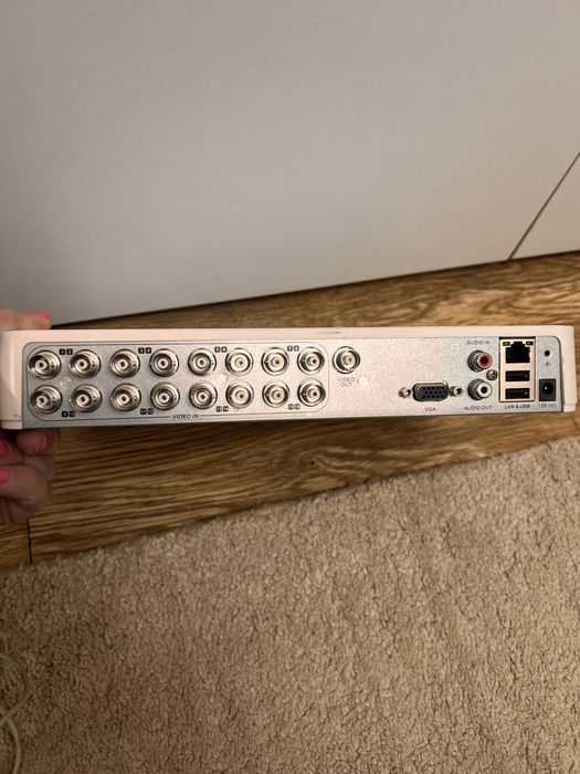 16 канальный видеорегистратор HIKVISION Digital Video Recorder