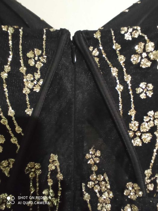 Бална рокля М размер