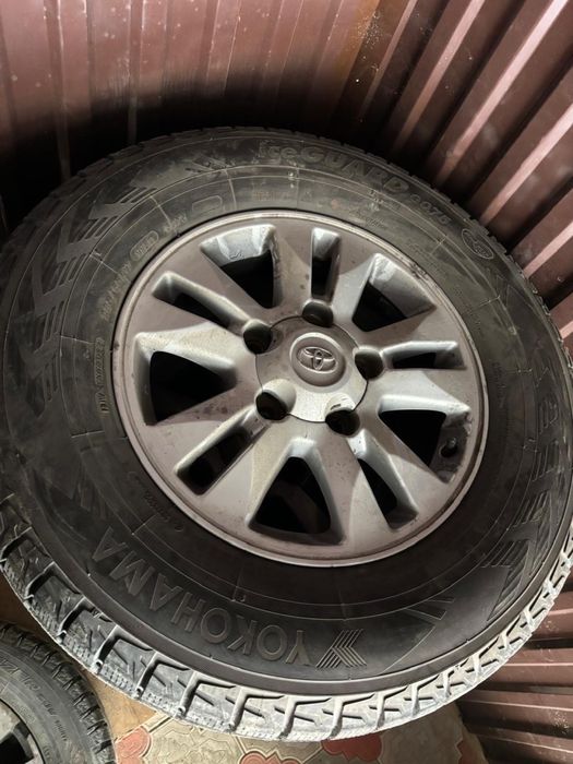 продам комплект колес