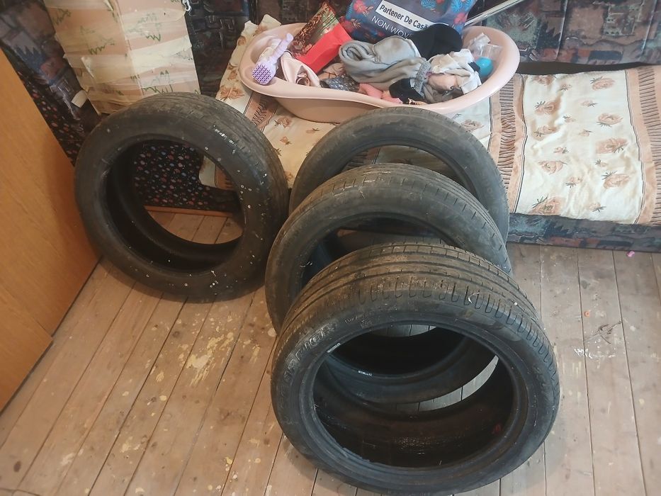 Vand 4 Cauciucuri 255 45 R19