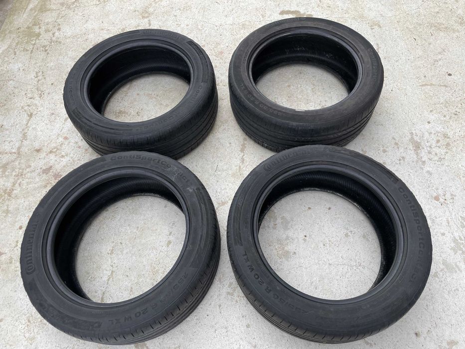 Set Anvelope Vara Continental 255 50 20 W XL ContiSportContact 5 JLR  DOT 0219