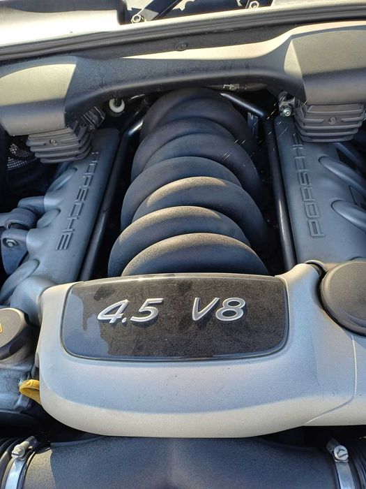 auto Porsche avariat