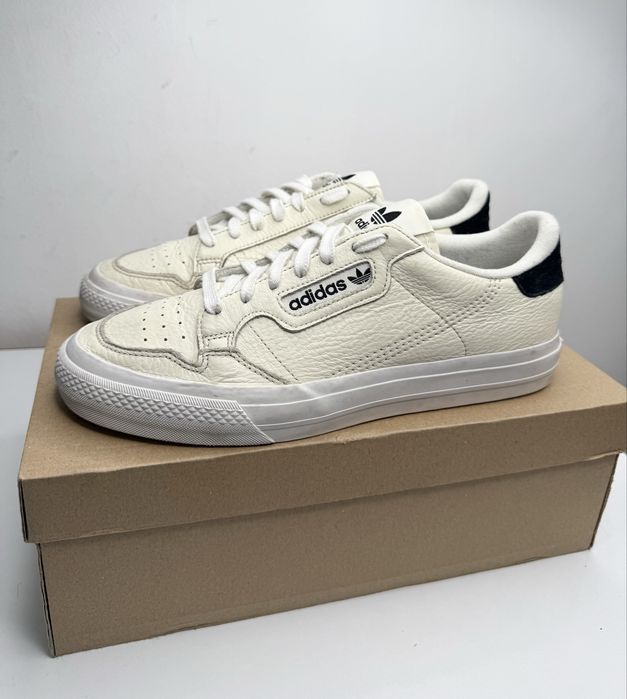Adidas Continental Vulc (42) 27см. Сникърси