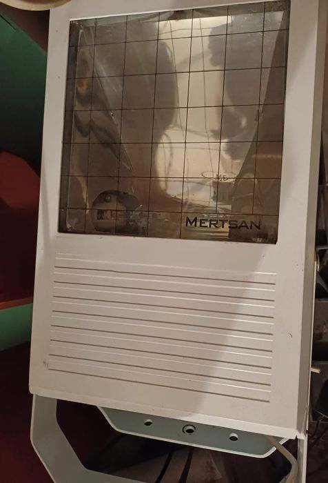 Прожекторы Турция универсальные