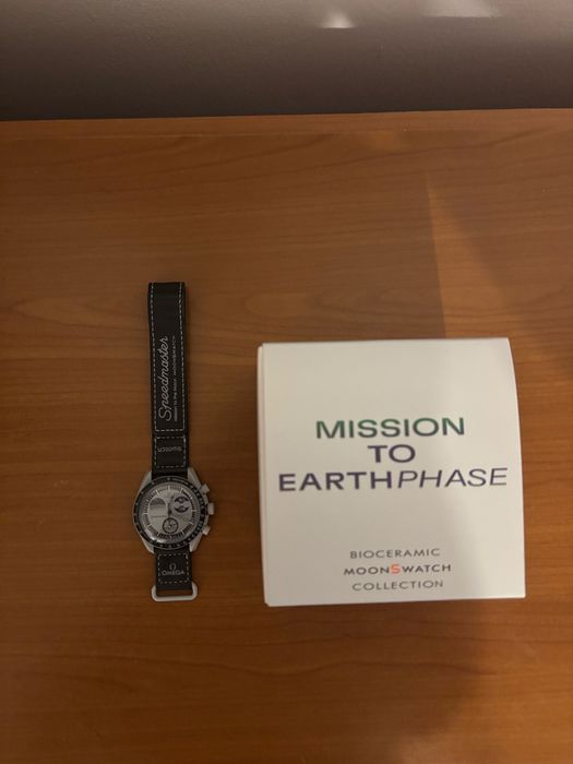 Ceas Omega X Swatch Moonswatch Mission to the Earthphase