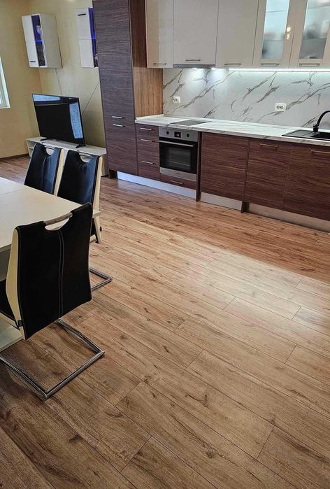 Дава се под наем Тристаен апартамент в София, Триъгълника - 95 кв.м за 590 € - Снимка #2