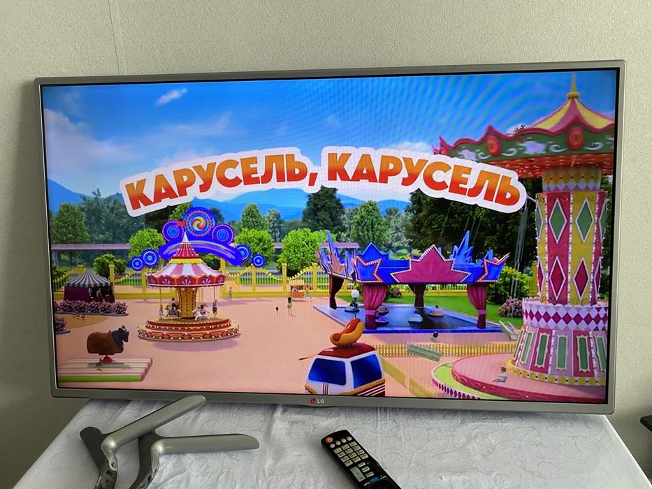 Продам Смарт тв LG