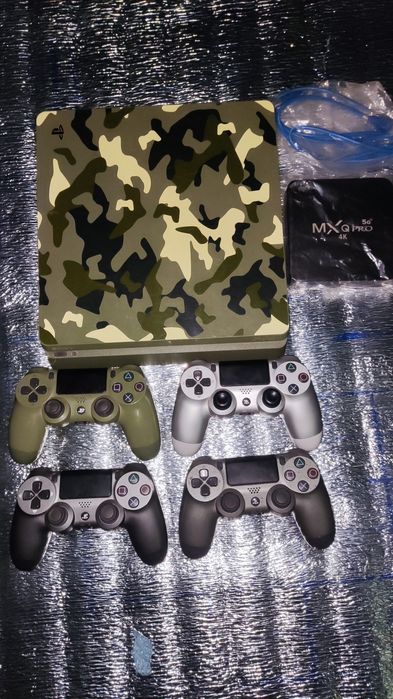 PS4 Slim 1Tb Limited Edition