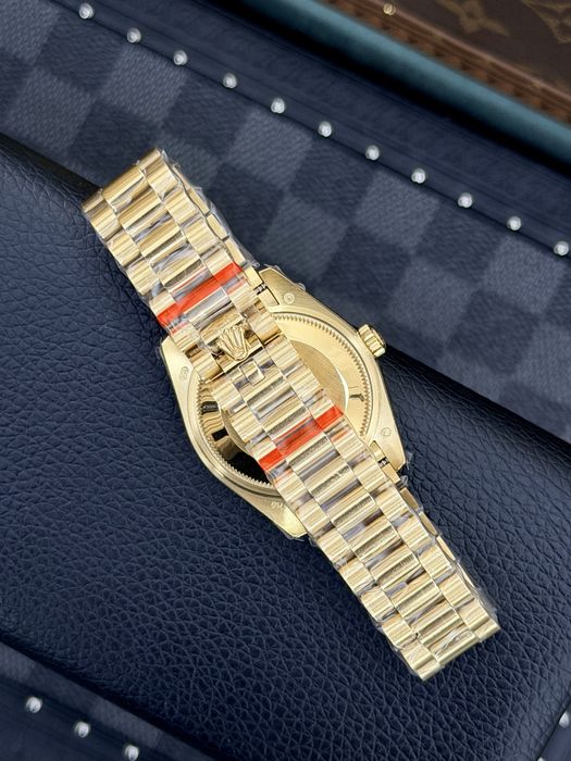 Rolex Date-Just 31mm Gold 18k - ETA -