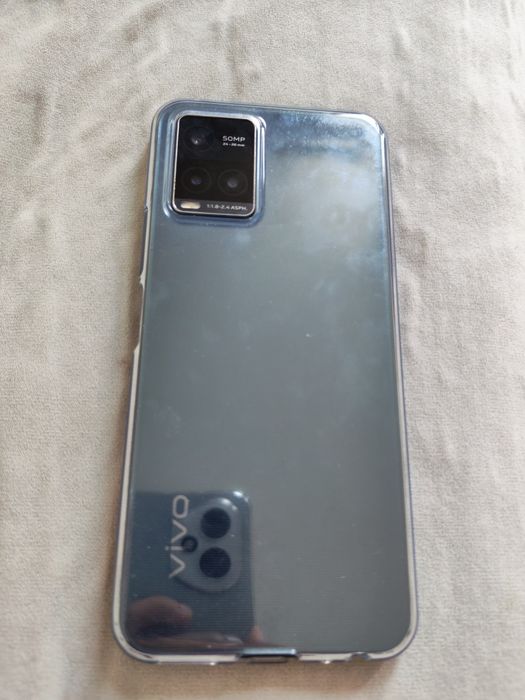 Vivo y33s отличный