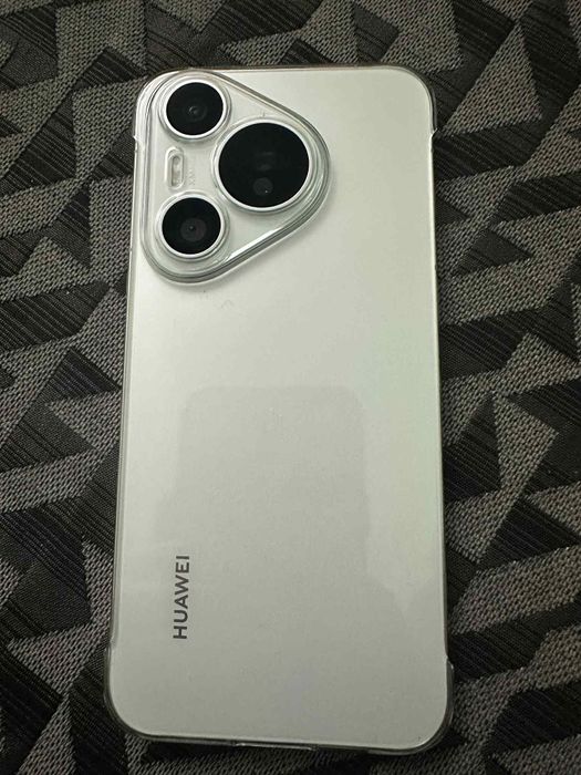 HUAWEI Pura 70..