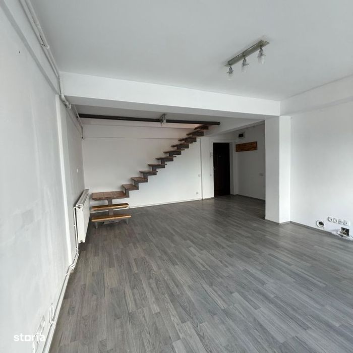 Apartament cu 4 camere, Zona Brancoveanu
