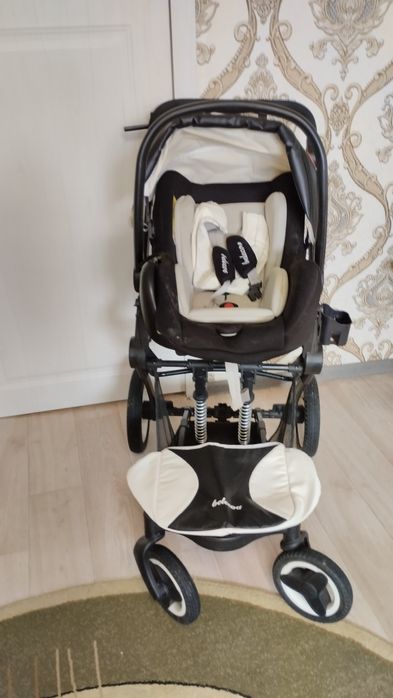 Детская коляска с автокресло