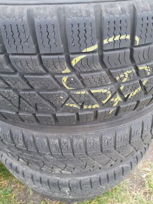 Roți iarnă Mitsubishi Asx 215 70 16 114.3